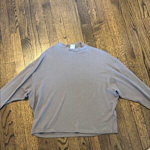 H&M Heathered Gray Knit Top